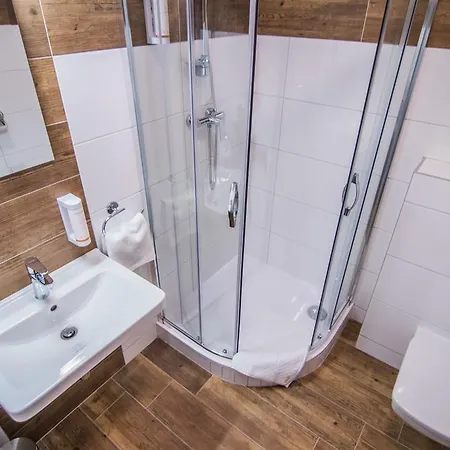 Viktorin 2* Poděbrady